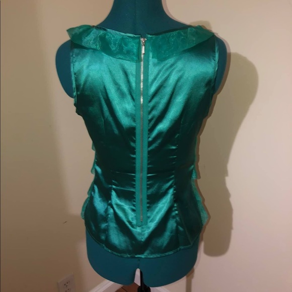 Top - Picture 2 of 2